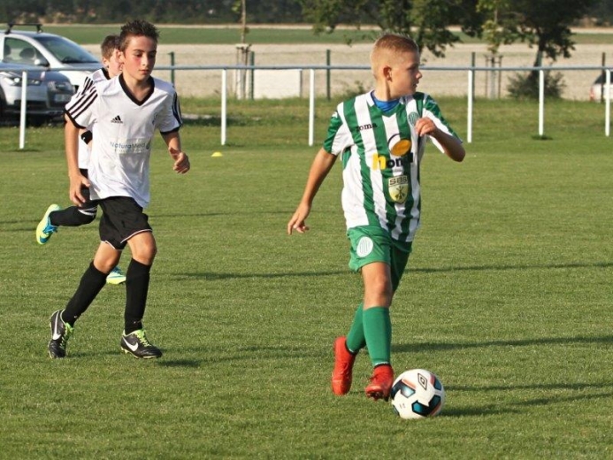 Hostouň-Hřebeč Hostouň-Hřebeč