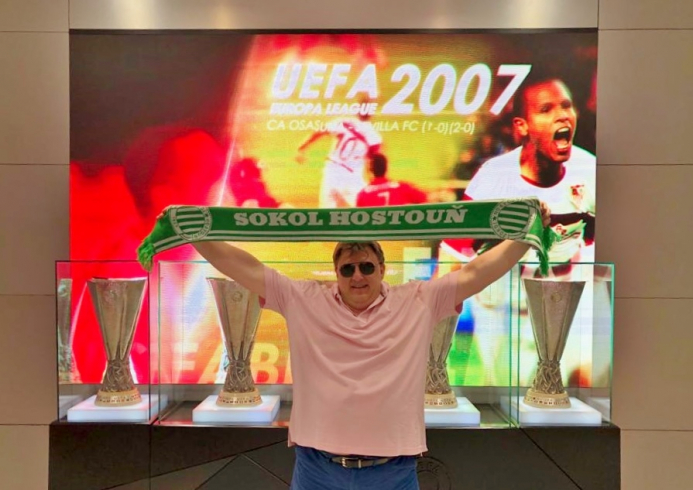 s_ontour (0).jpg s_ontour (0).jpg