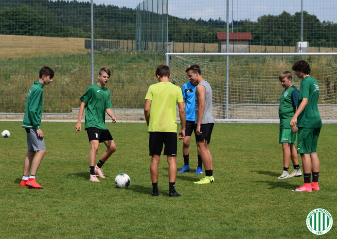 soustředění u19 (1).jpg soustředění u19 (1).jpg