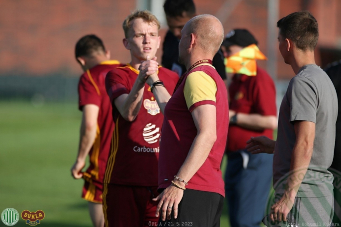 sh-dukla b_bk (49).jpg sh-dukla b_bk (49).jpg