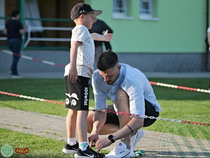 sh-dukla b_bk (13).jpg sh-dukla b_bk (13).jpg