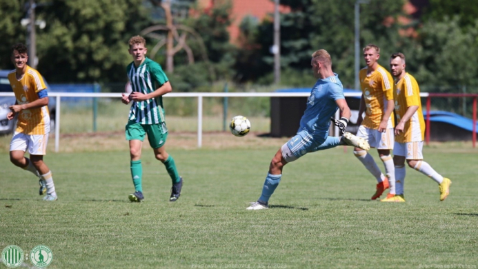 bohemians19-sh_bk (20).jpg bohemians19-sh_bk (20).jpg