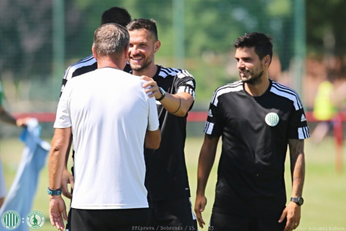 bohemians19-sh_bk (26).jpg bohemians19-sh_bk (26).jpg