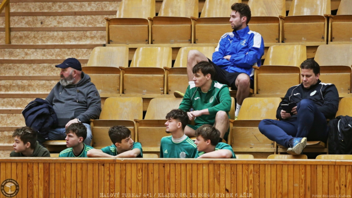 halovy turnaj 6-12 (33).jpg halovy turnaj 6-12 (33).jpg