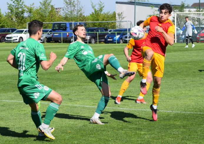 dukla-sh (3).jpg dukla-sh (3).jpg