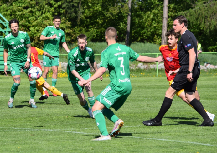 dukla-sh (7).jpg dukla-sh (7).jpg