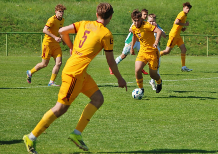dukla-sh (3).jpg